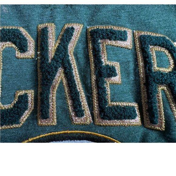 Team Apparel Heather Green Women's Sweatshirt Green Bay Packers Chenille Patch - Picture 3 of 5